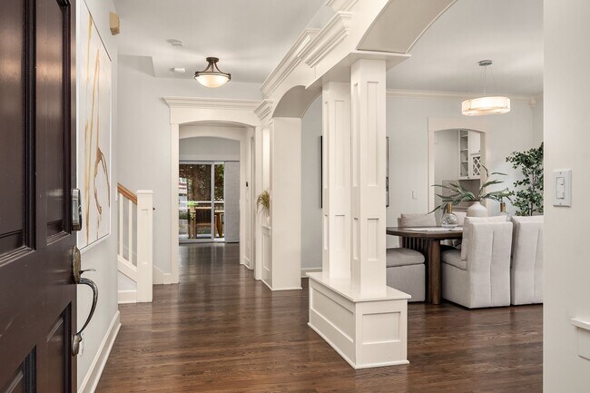 Foto del edificio - 4Bd/2.5Ba Kirkland Home