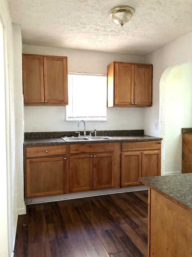 Foto del edificio - 714 Corice St