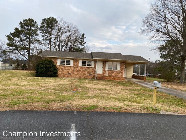 Building Photo - 3 br, 1 bath House - 115 Victor Dr