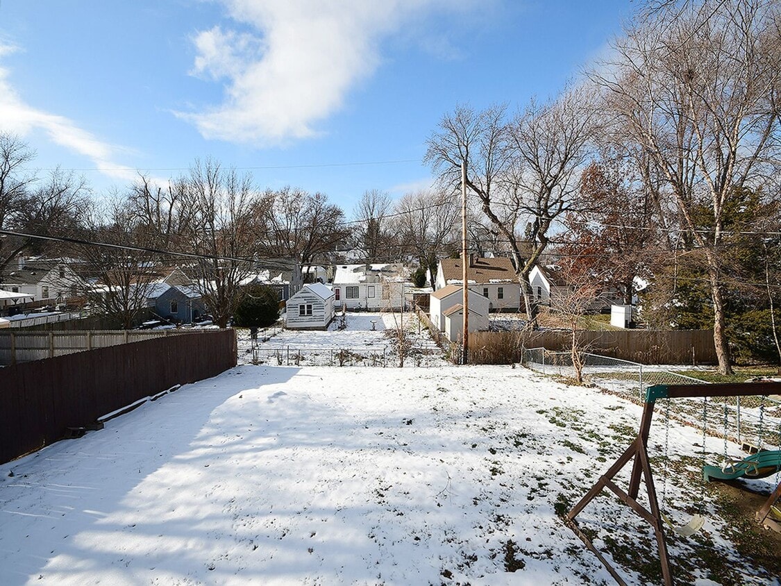 Cute Bungalow - Cute Bungalow