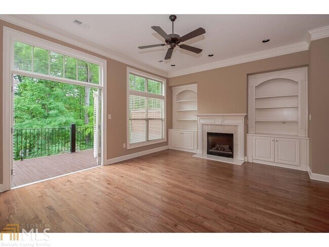 Foto del edificio - 966 Telfair Close