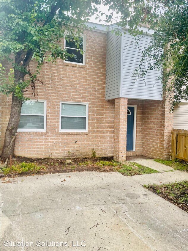 Foto principal - 2 br, 1.5 bath House - 5308 Leicester Ct