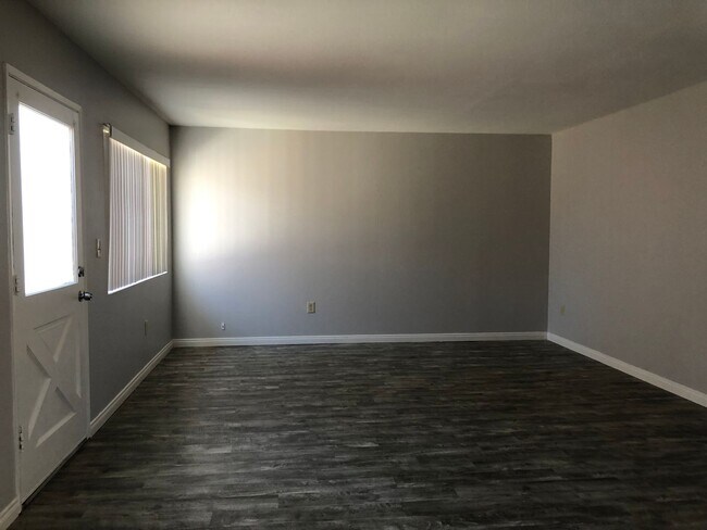 Building Photo - 16541 Kellog Cir