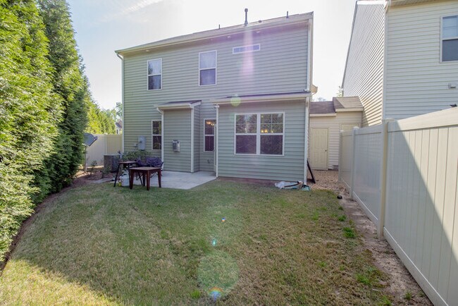 Building Photo - 208 Westgrove Ct
