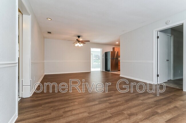 Foto del edificio - 5412 Ashmeade Rd