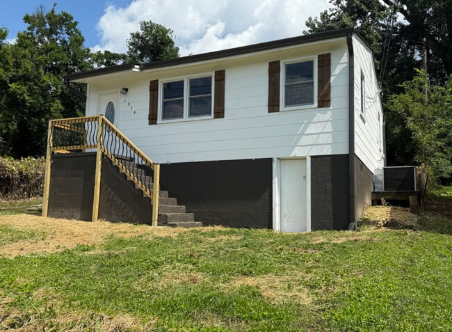 Photo - 1934 Massachusetts Ave House