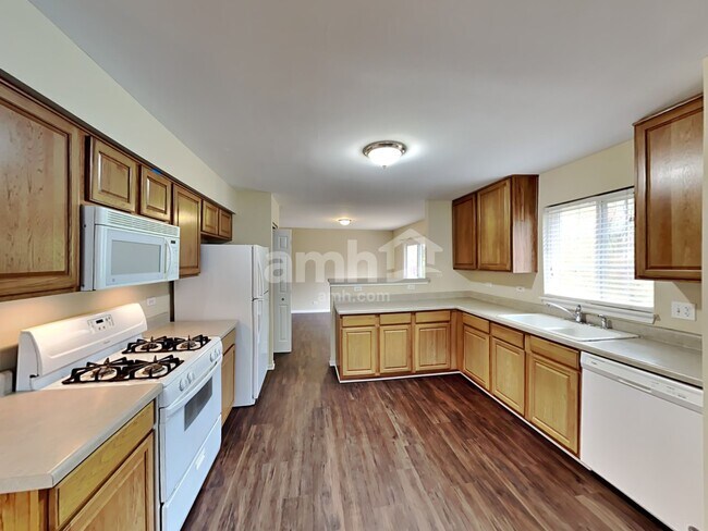 Foto del edificio - 2670 Spinnaker Dr