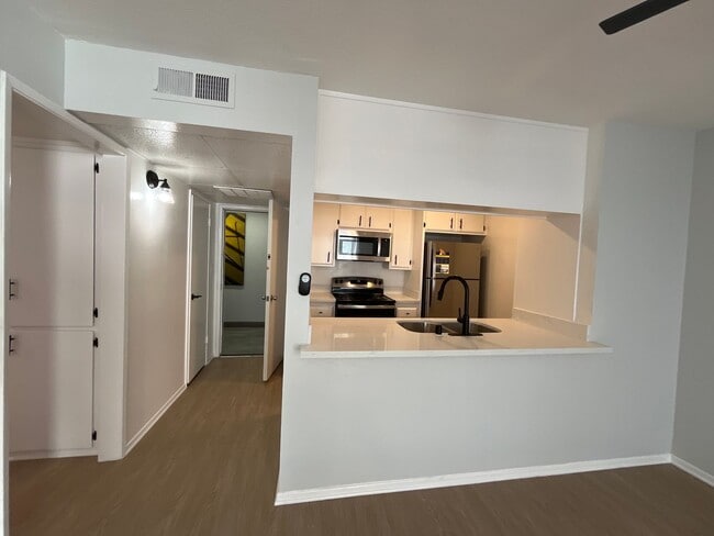 Interior Photo - Casa Serrano