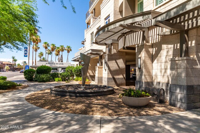 Foto del edificio - 3801 N Goldwater Blvd