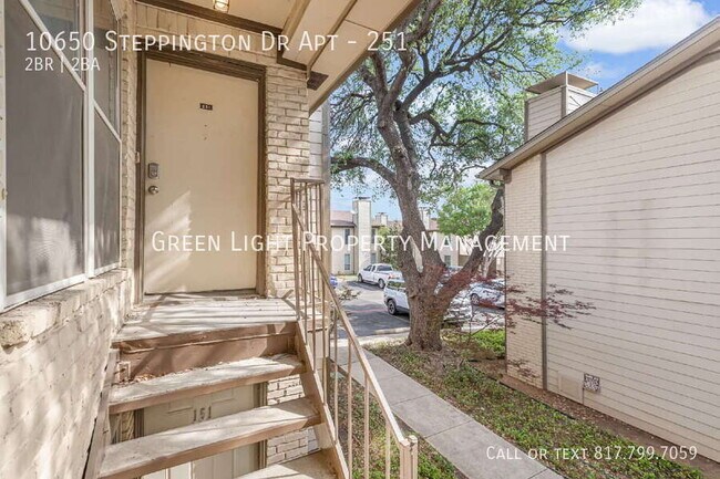 Foto del edificio - 10650 Steppington Dr
