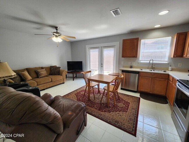 Foto del edificio - 222 Callaway Chase Ln