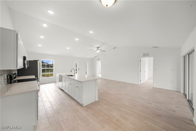 Foto del edificio - 1509 NW 3rd Pl