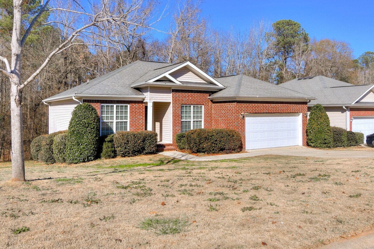Primary Photo - Updated 4 Bedroom in Grovetown