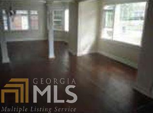 Building Photo - 1137 Fountain Dr SW