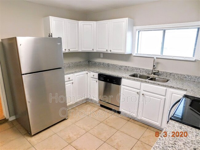 Foto del edificio - 934 Maple Ave