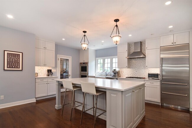 Foto del edificio - 259 Pondfield Rd W