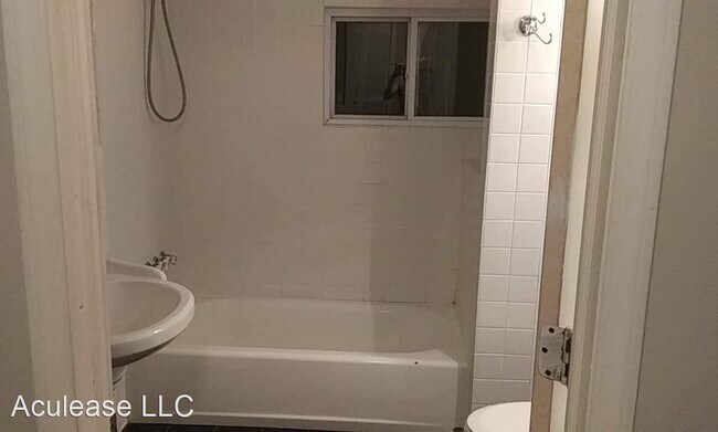 Foto del edificio - 3 br, 2 bath House - 200 Michelle
