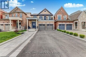 Building Photo - 103 Bremner St