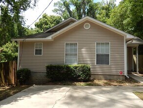 Building Photo - 1412 Calloway St