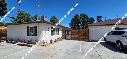 Building Photo - 1311 San Mateo Blvd SE