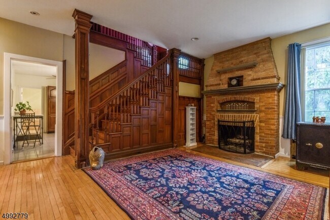 Foto del edificio - 22 Ridgeway Ave