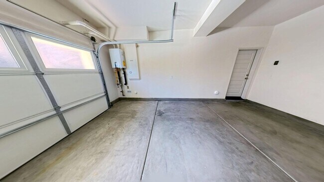 Foto del edificio - 40186 Birchfield Dr
