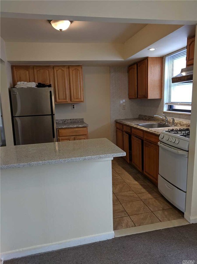 Foto del edificio - 84-34 Smedley St