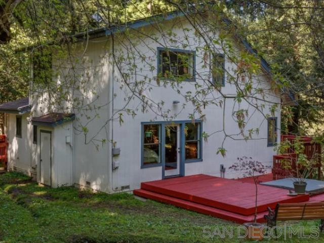 Building Photo - 16885 Laurel Rd