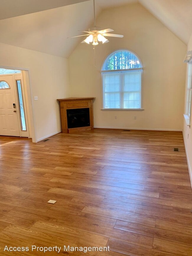 Building Photo - 4 br, 3 bath House - 4425 Cottage Road