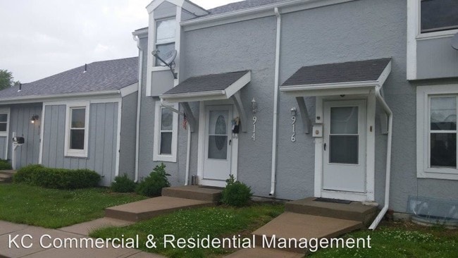 Building Photo - 2 br, 2 bath House - 914 SE Hampton Court