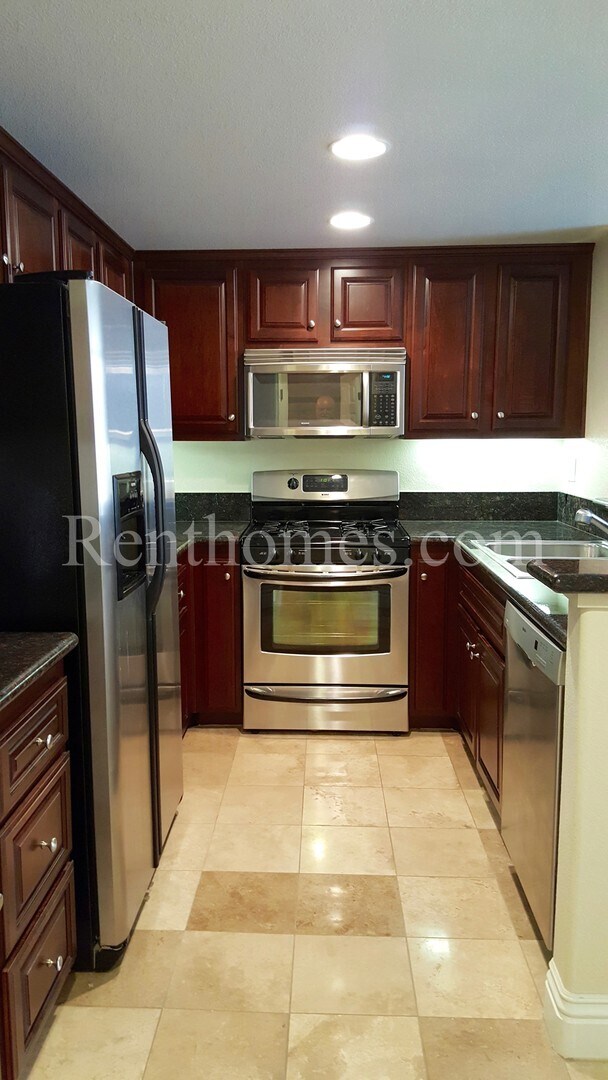 Foto del edificio - La Jolla / UTC, Granite Counters, All Appl...