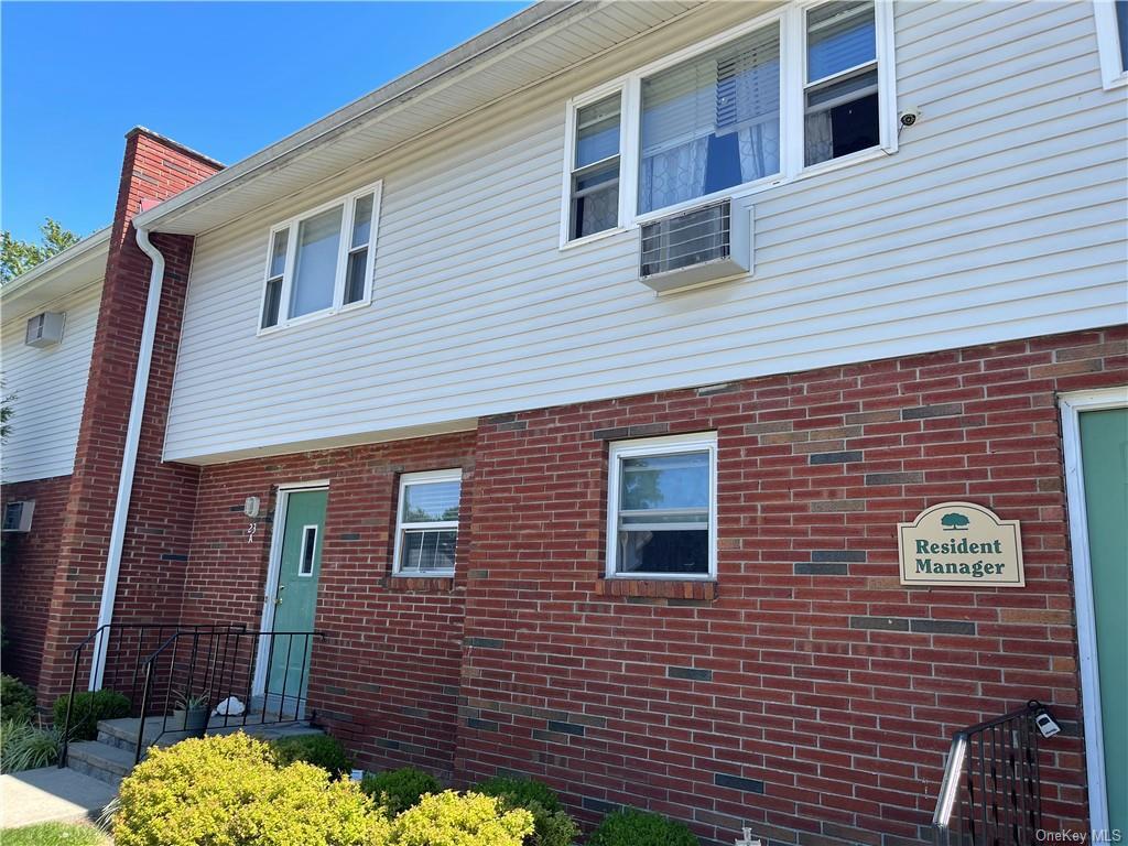 Primary Photo - 24B Orchard Hill Cir