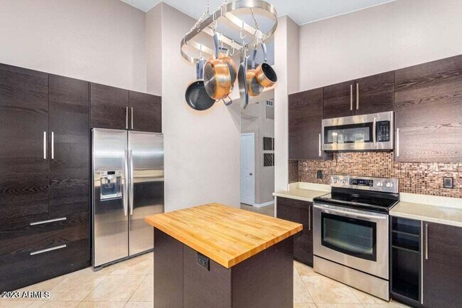 Foto del edificio - 7514 E Wingspan Way