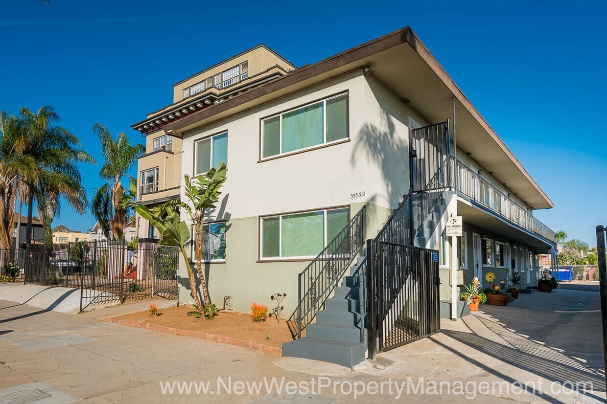 Foto principal - Renovated Sherman Heights 1 Bedroom! Small...