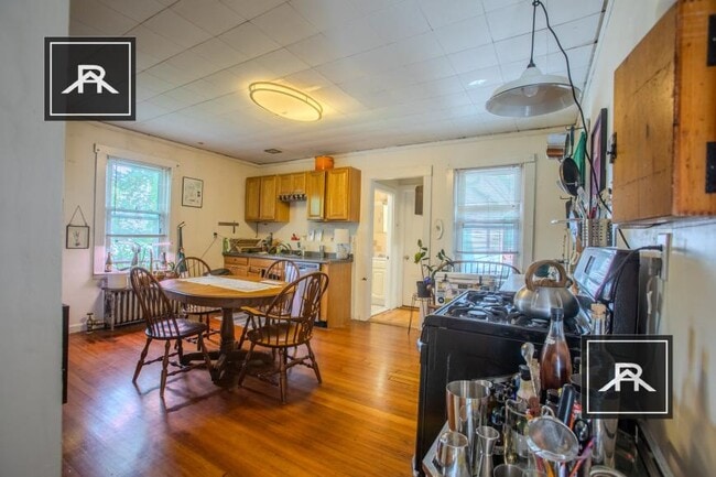 Building Photo - 3 bedroom in Brighton MA 02135