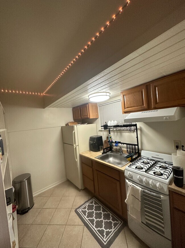 Westover Court Apartments Apartments in Arlington, VA