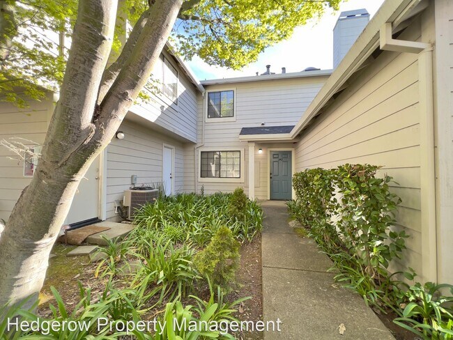 Foto del edificio - 2 br, 2.5 bath House - 140 Golden Gate Circle