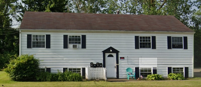 Primary Photo - 1203 W 44th St