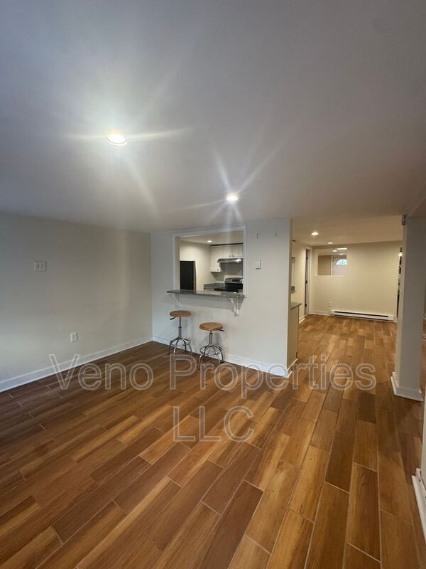 Foto del edificio - 402 Hamilton St