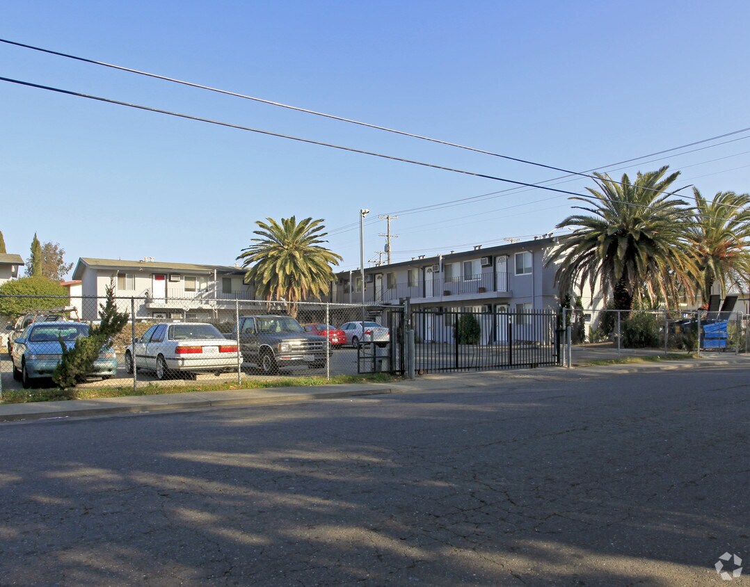 Foto del edificio - Rose Terrace Apartments