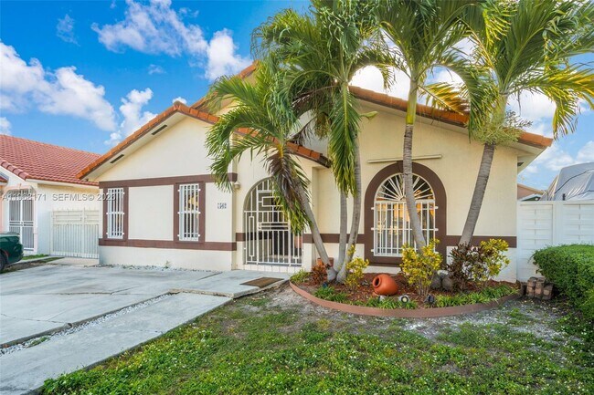 Foto del edificio - 7562 W 32nd Ct