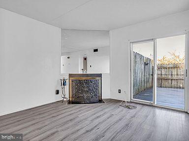 Foto del edificio - 7909 Hugh Mullen Dr