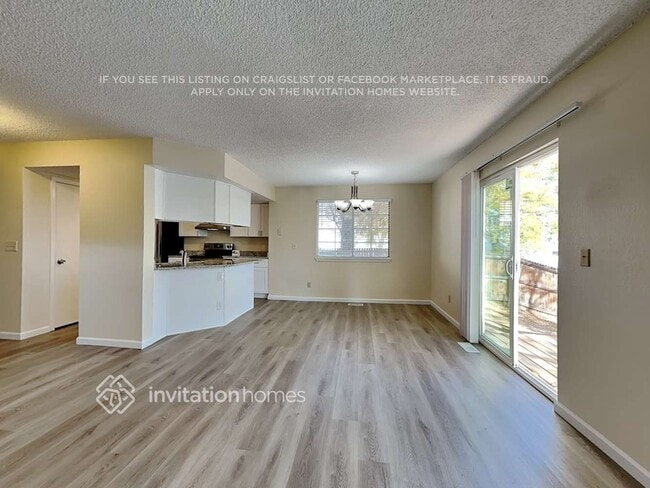 Foto del edificio - 7902 Jared Way