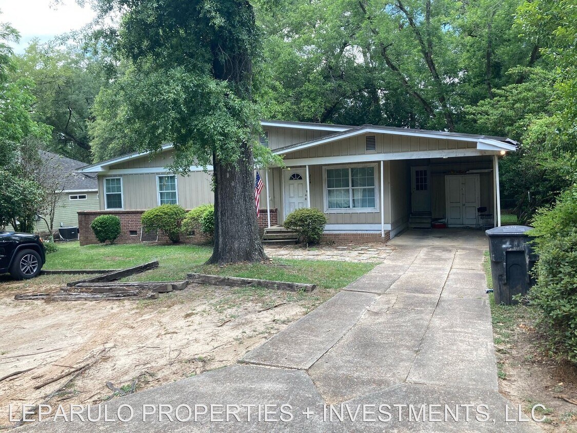 Primary Photo - 4 br, 2 bath House - 214 Lipona Rd