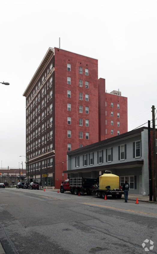 Foto del edificio - Cape Fear Hotel Apartments