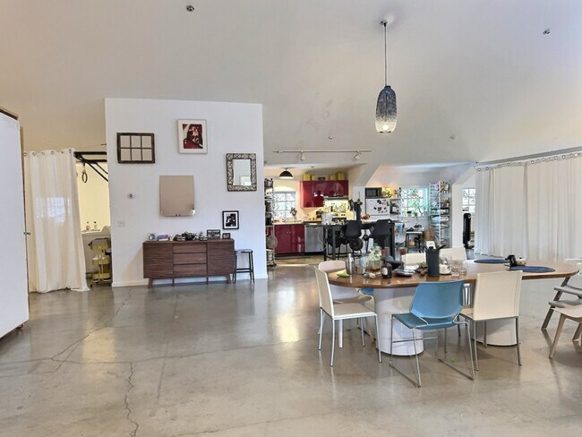 Building Photo - 3127 US-9