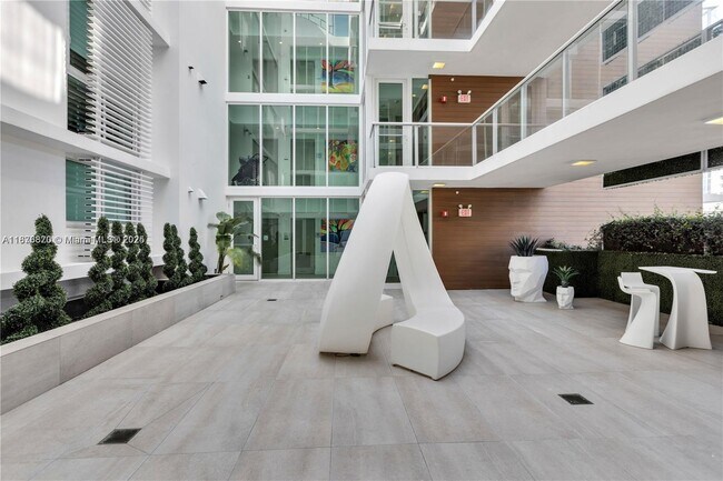 Foto del edificio - 1150 102nd St