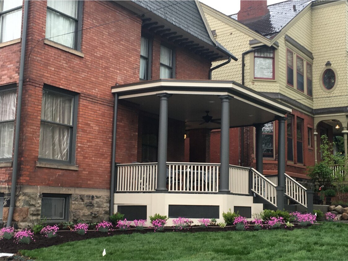 Foto principal - 19 Lafayette Ave NE