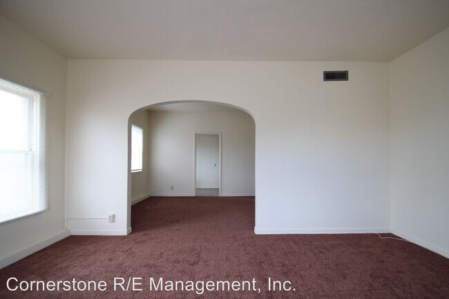 Building Photo - 2329 W 25th St