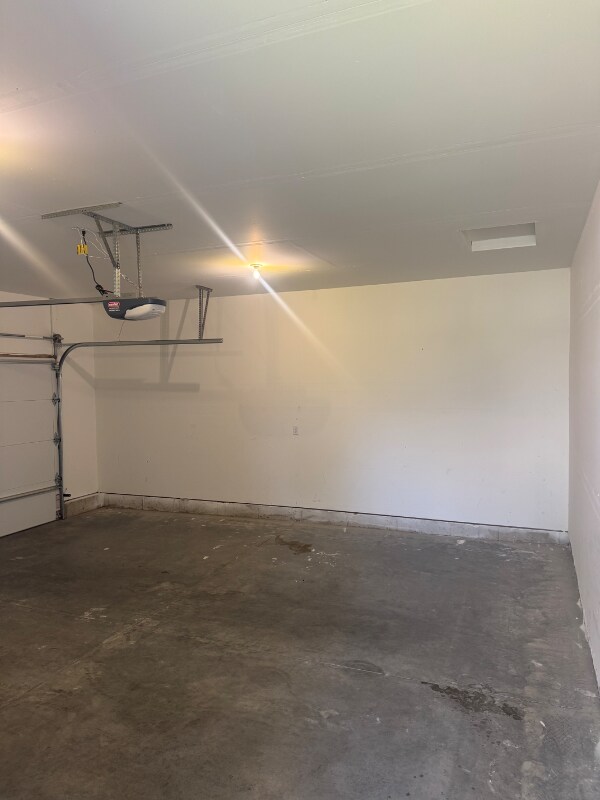 Foto del edificio - 504 Elm Ave